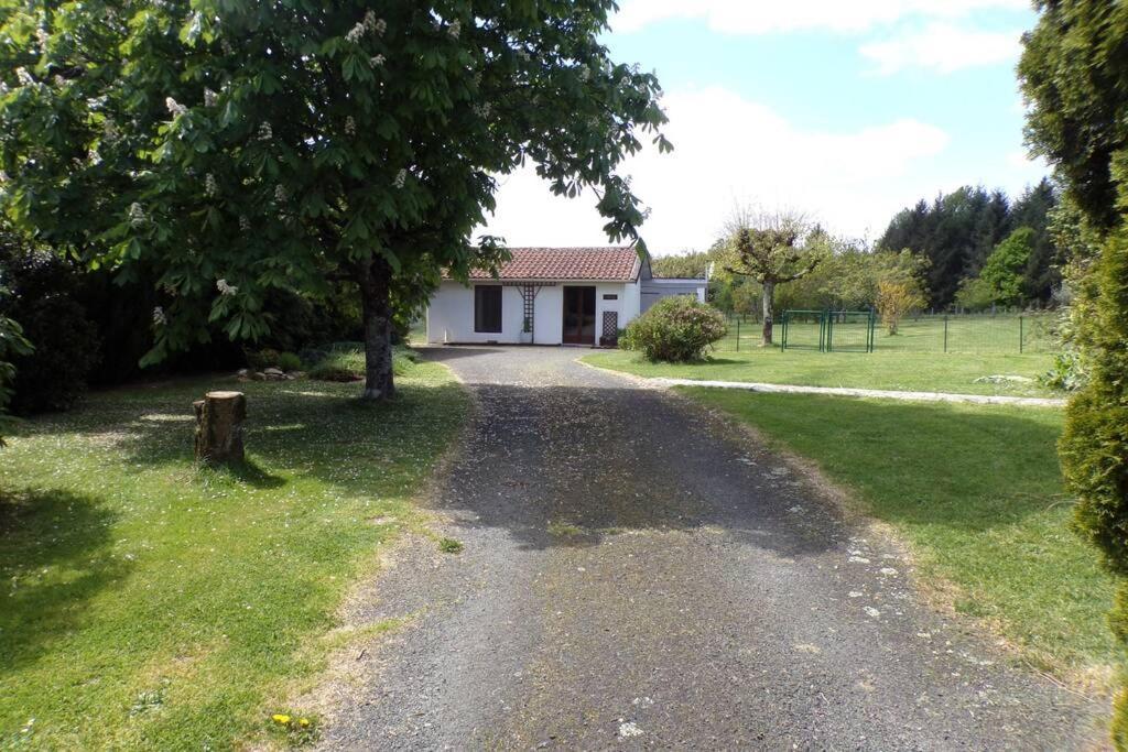 Breesfalt Gite Accomodation Villa Maisonnais-Sur-Tardoire Exterior foto