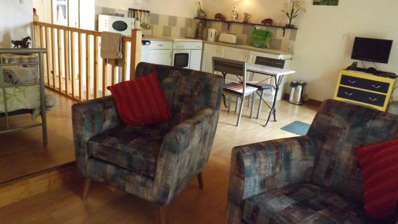 Breesfalt Gite Accomodation Villa Maisonnais-Sur-Tardoire Exterior foto